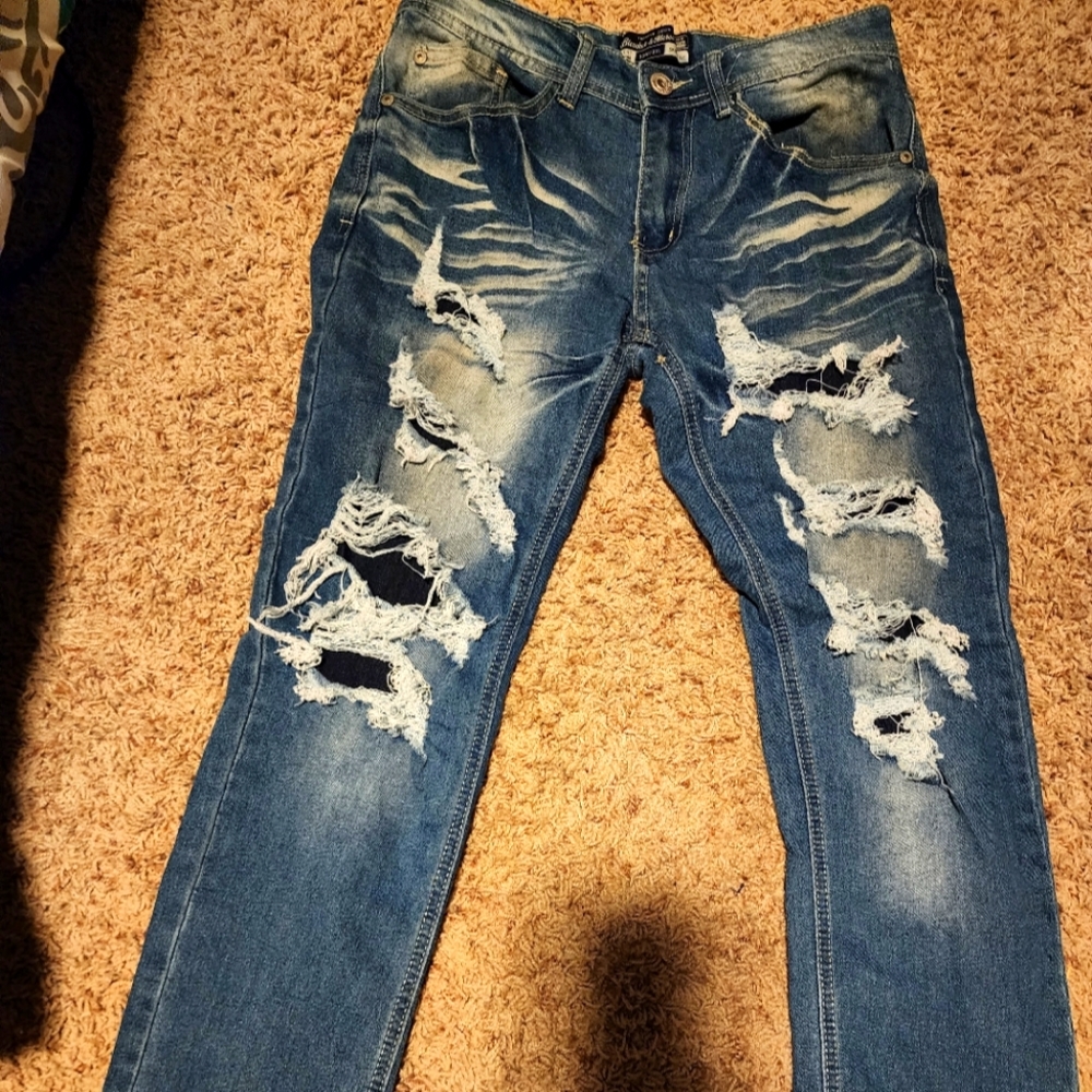 Men's 30/32 Bleeker and Mercer Distresses Jeans preowned good condition
